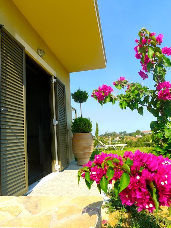 Divaria Villas Skala  Zimmer foto